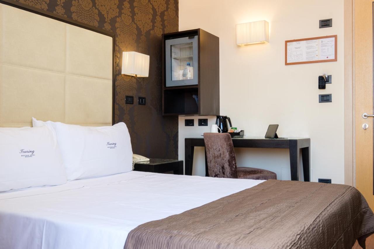 Hotel Touring Bologna Bagian luar foto