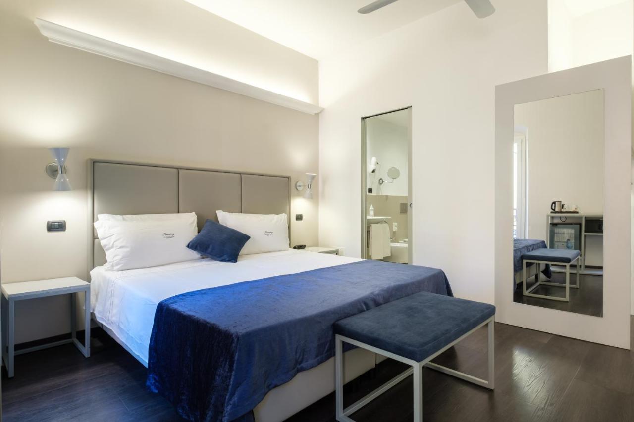 Hotel Touring Bologna Bagian luar foto