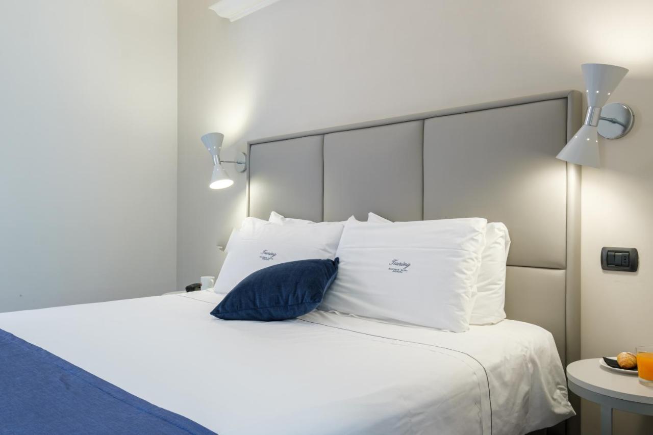 Hotel Touring Bologna Bagian luar foto