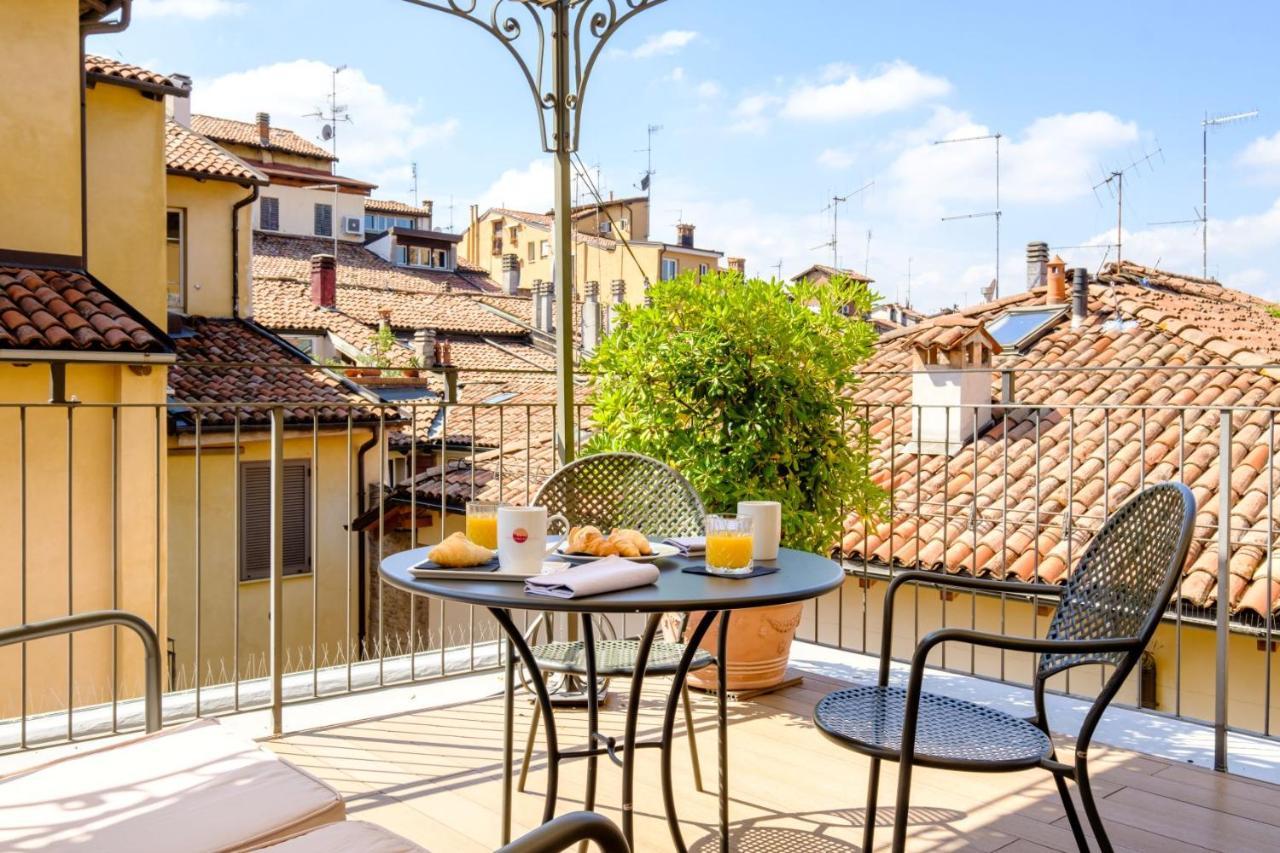 Hotel Touring Bologna Bagian luar foto