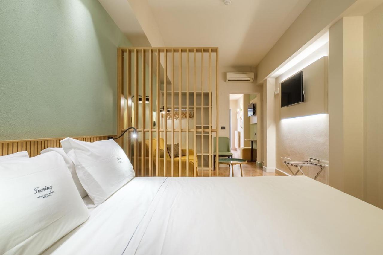 Hotel Touring Bologna Bagian luar foto
