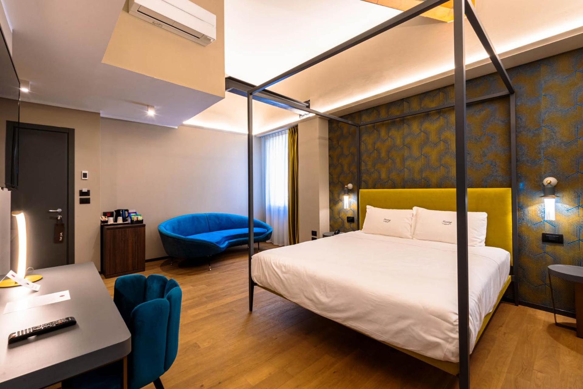 Hotel Touring Bologna Bagian luar foto